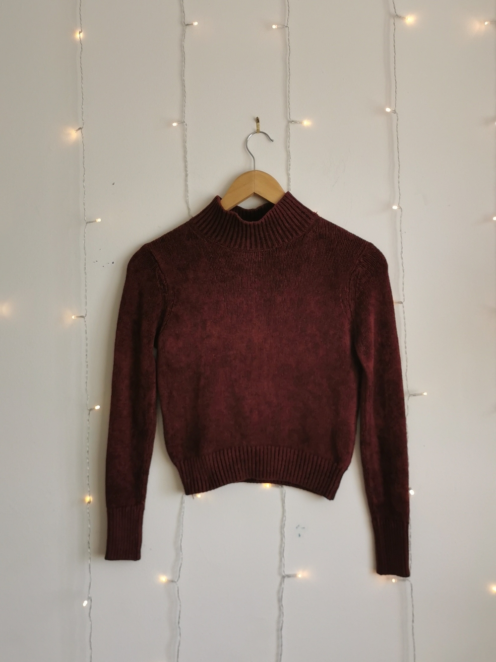 Wilfred Aritzia Burgundy Mock Neck Sweater Size S